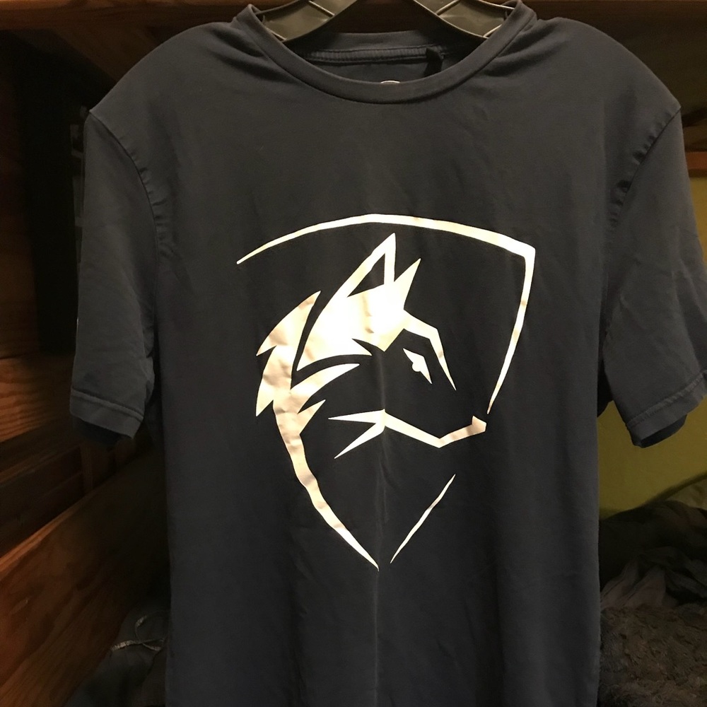 Alphalete T-shirt